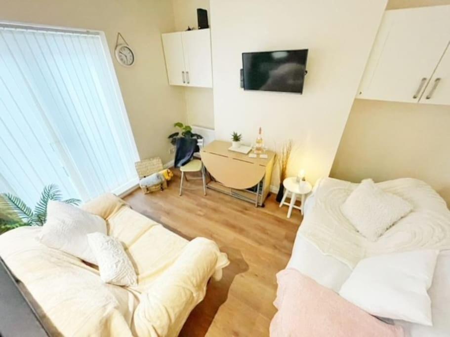 5 Bedroom, Sleeps 9 - Base To Explore Liverpool And Beyond Λίβερπουλ Εξωτερικό φωτογραφία