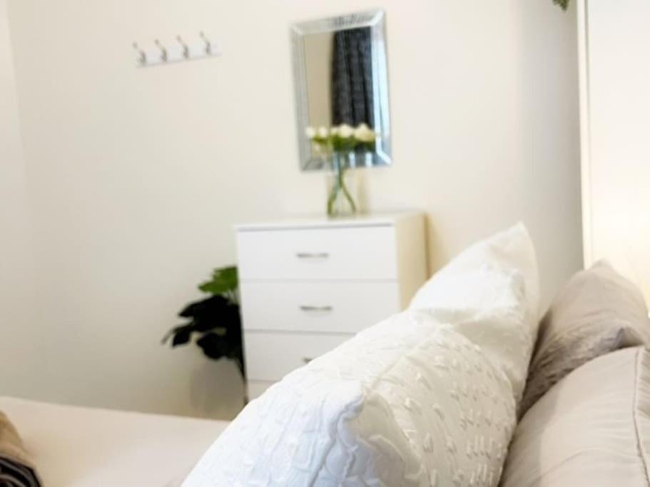 5 Bedroom, Sleeps 9 - Base To Explore Liverpool And Beyond Λίβερπουλ Εξωτερικό φωτογραφία