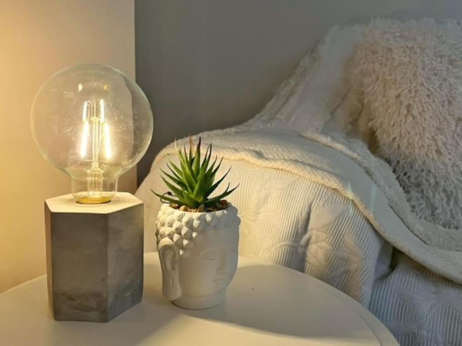5 Bedroom, Sleeps 9 - Base To Explore Liverpool And Beyond Λίβερπουλ Εξωτερικό φωτογραφία