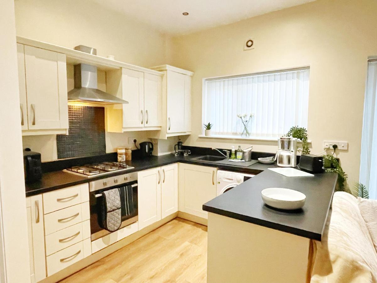 5 Bedroom, Sleeps 9 - Base To Explore Liverpool And Beyond Λίβερπουλ Εξωτερικό φωτογραφία